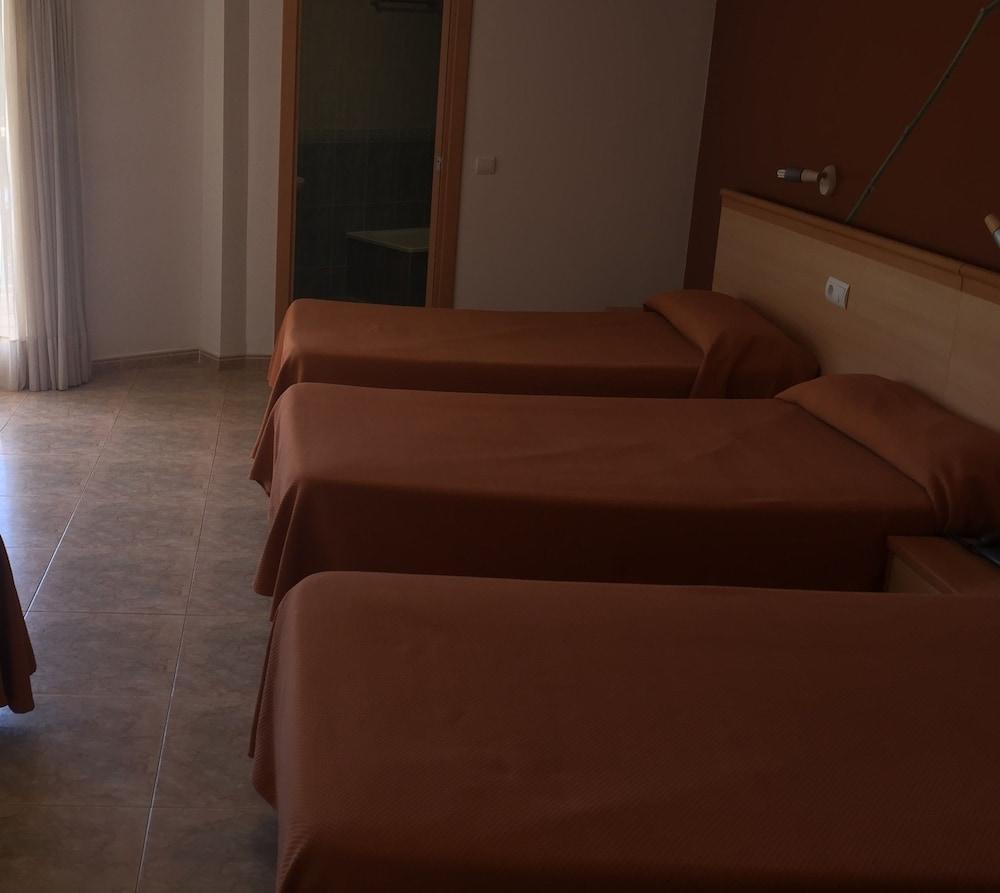 L'Eucaliptus Hotel Mediterrani Blau מראה חיצוני תמונה